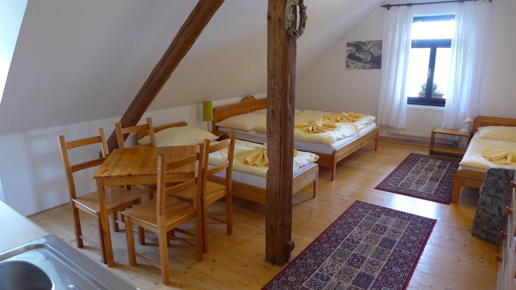 Penzion Fousek Zvíkovské Podhradí Extérieur photo